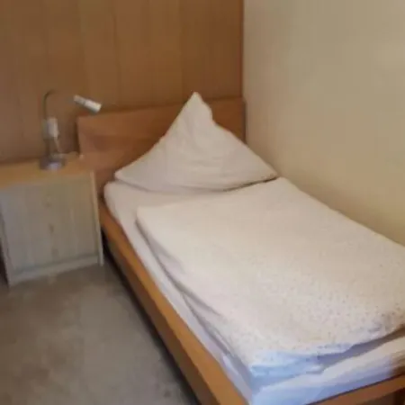 Kansakar Hotel 2*