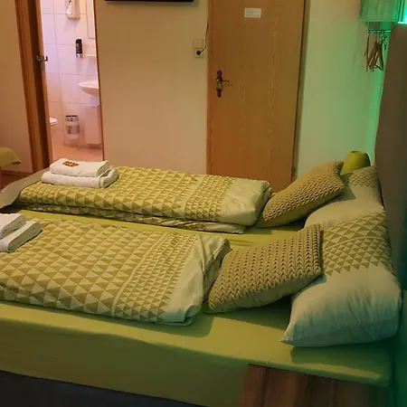 Hotel Kansakar Kaiserslautern
