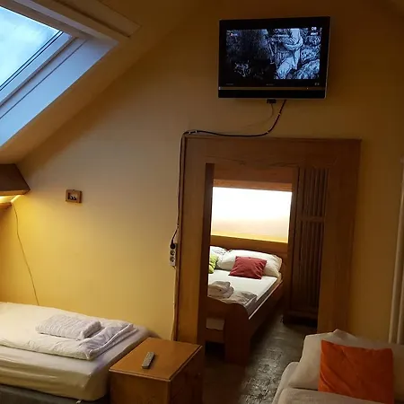 Hotel Kansakar